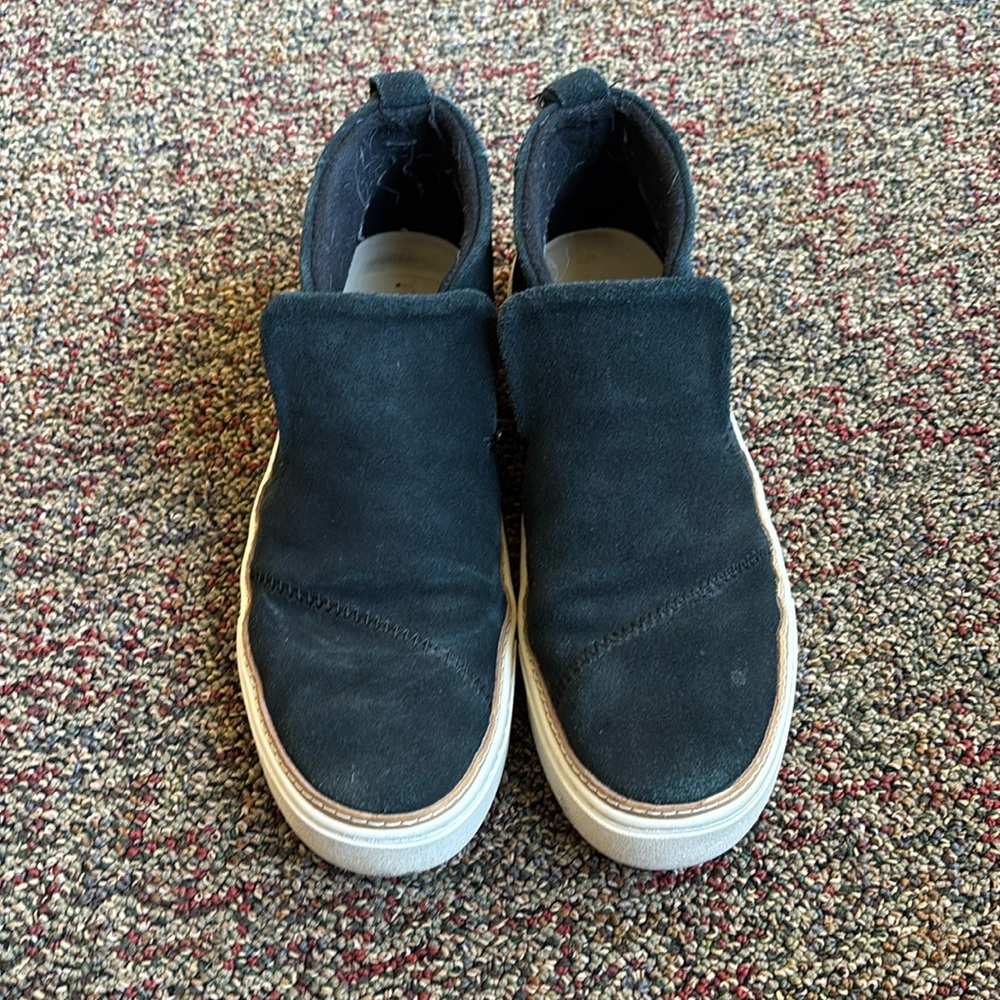 Toms Black Leather Suede Slip On Ankle Bootie Sneakers Size 7
